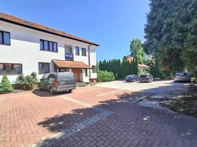 Budynek, w którym mieści się aparthotel