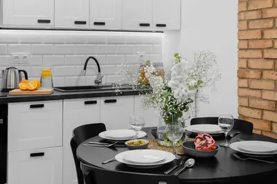 Kuchnia lub aneks kuchenny w obiekcie oompH Warsaw Central 2 Bedroom Apartment