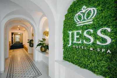 Certyfikat, podpis lub inny dokument wystawiony w obiekcie Jess Hotel & Spa Warsaw Old Town