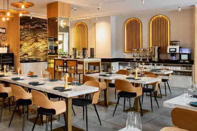 Restauracja lub miejsce do jedzenia w obiekcie Jess Hotel & Spa Warsaw Old Town