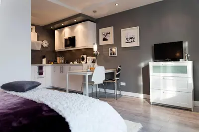 Telewizja i/lub zestaw kina domowego w obiekcie Warsawrent Hit Apartments