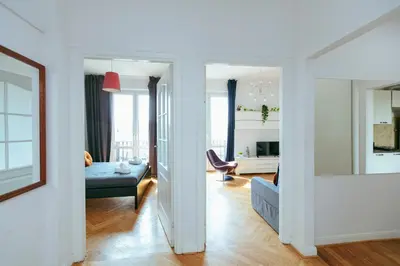 Łóżko lub łóżka w pokoju w obiekcie Plac Konstytucji 6 Grey - Bezpłatny garaż podziemny - Free Parking - Apartament dla 4 osób