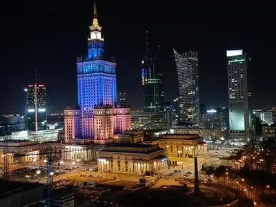 Widok na miasto Warszawa z tego apartamentu