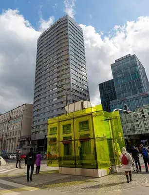 Budynek, w którym mieści się apartament