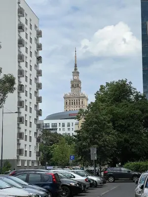 Budynek, w którym mieści się apartament