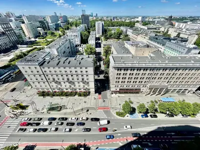 Widok na miasto Warszawa z tego apartamentu
