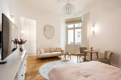 Telewizja i/lub zestaw kina domowego w obiekcie Premium Warsaw Center Studio by BookingHost