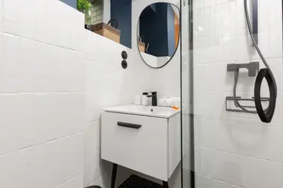 Łazienka w obiekcie Central Apartment Solec Wilanowska by Noclegi Renters