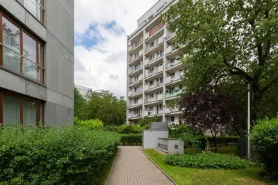 Budynek, w którym mieści się apartament