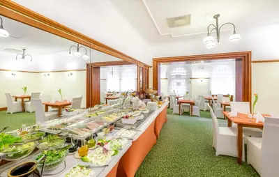 Jedzenie w hotelu lub w pobliżu