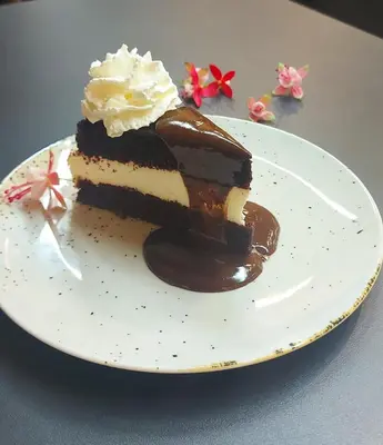 Jedzenie w hotelu lub w pobliżu