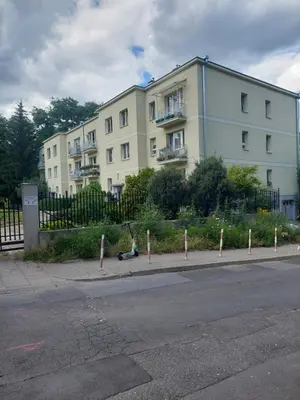 Budynek, w którym mieści się apartament