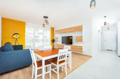 Telewizja i/lub zestaw kina domowego w obiekcie Przeworska 9A by Homeprime