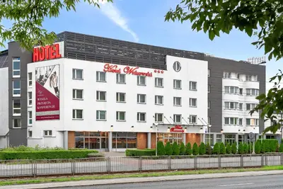 Budynek, w którym mieści się hotel
