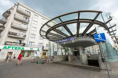 Budynek, w którym mieści się apartament