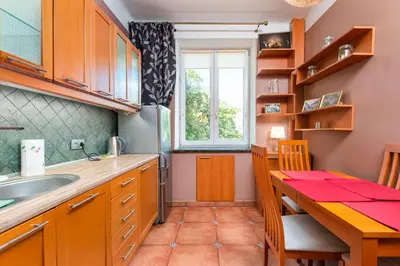 Kuchnia lub aneks kuchenny w obiekcie Bednarska 16 Old Town by Homeprime
