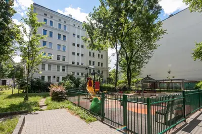 Budynek, w którym mieści się apartament