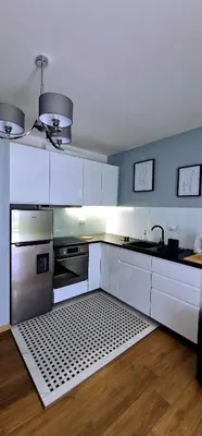 Kuchnia lub aneks kuchenny w obiekcie Warsaw Praga Apartment