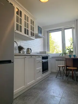 Kuchnia lub aneks kuchenny w obiekcie Comfortable and cosy apartment 3 beds-city center