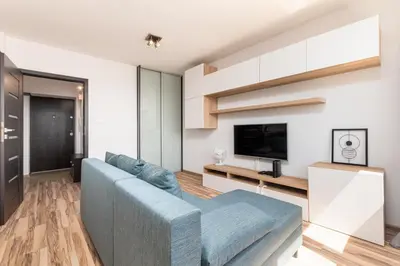 Telewizja i/lub zestaw kina domowego w obiekcie Podchorążych 41 by Homeprime
