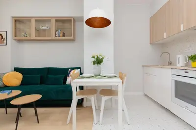 Kuchnia lub aneks kuchenny w obiekcie Karolkowa Apartments Warsaw by Noclegi Renters