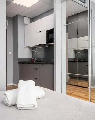 Kuchnia lub aneks kuchenny w obiekcie Prymasa Tysiąclecia 83A City Center View Free Garage By Perfect Apart 920