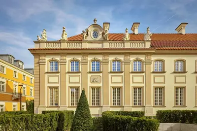 Budynek, w którym mieści się hotel