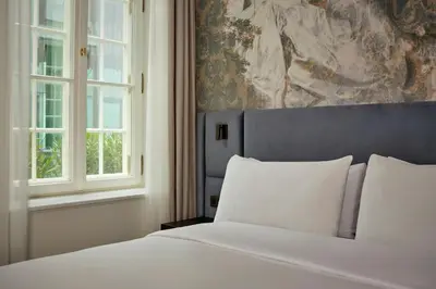 Łóżko lub łóżka w pokoju w obiekcie Hotel Verte, Warsaw, Autograph Collection