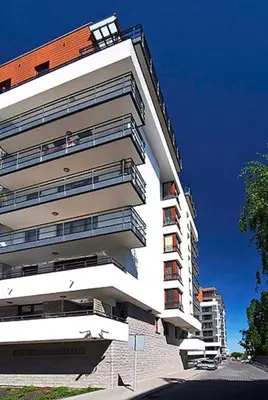 Budynek, w którym mieści się apartament