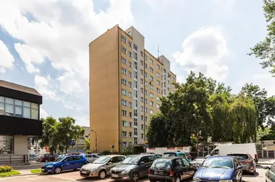 Budynek, w którym mieści się apartament