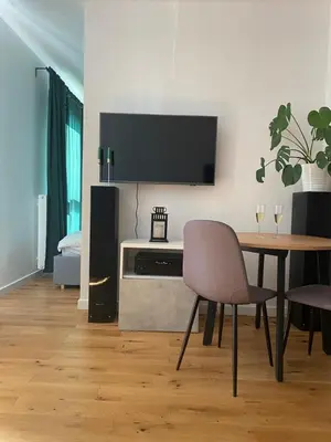 Telewizja i/lub zestaw kina domowego w obiekcie Chillout Apartment JK46 - Free parking, Fv Vat