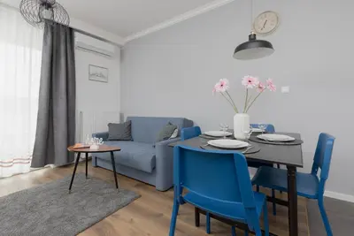 Część wypoczynkowa w obiekcie Warsaw Ursynów Apartment with Balcony by Noclegi Renters