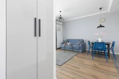 Część wypoczynkowa w obiekcie Warsaw Ursynów Apartment with Balcony by Noclegi Renters