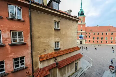 Budynek, w którym mieści się apartament