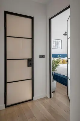 Łóżko lub łóżka w pokoju w obiekcie Stylowy apartament przy metrze