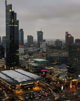 Widok na miasto Warszawa z tego apartamentu