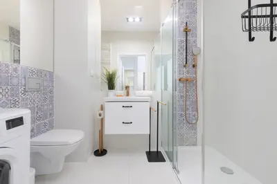 Łazienka w obiekcie LakeSide Apartment Kapelanów Armii Krajowej by Noclegi Renters