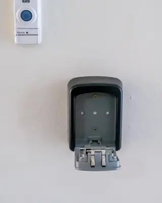 Plan piętra w obiekcie Śliska 10 Prywatne mieszkanie 300m od Dworca Centralnego oraz metra ONZ Samodzielne Zameldowanie! Self Check-in System!