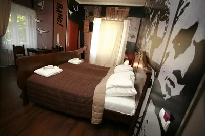 Łóżko lub łóżka w pokoju w obiekcie Castle Inn