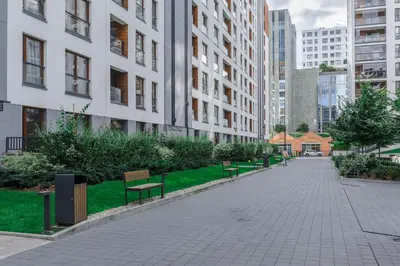 Budynek, w którym mieści się apartament