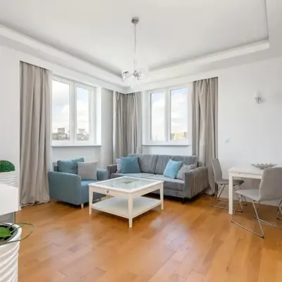 Panoramic City View Apartment near Old Town