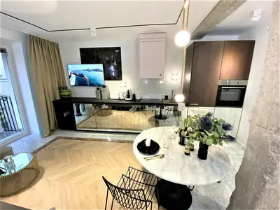 Kuchnia lub aneks kuchenny w obiekcie Design+LUXUS Apartment im Zentrum! +Netflix