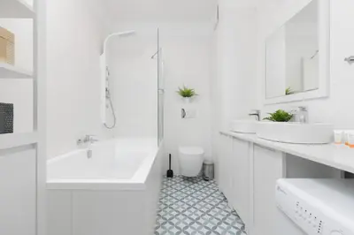 Łazienka w obiekcie Warsaw Apartment Sierakowskiego by Noclegi Renters