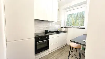 Kuchnia lub aneks kuchenny w obiekcie Great Life - apartment next to metro station