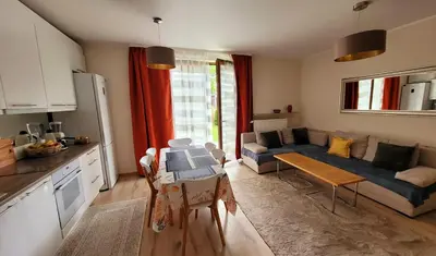 Kuchnia lub aneks kuchenny w obiekcie Comfort Warszawa