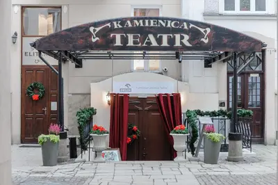 Fasada lub wejście do obiektu Hello Warsaw I Stunning Apartment above the Theater