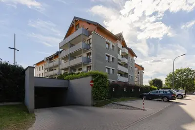 Budynek, w którym mieści się apartament