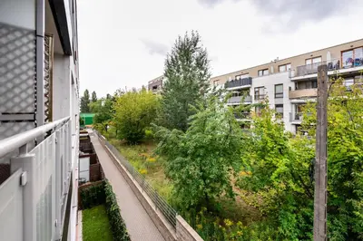 Budynek, w którym mieści się apartament