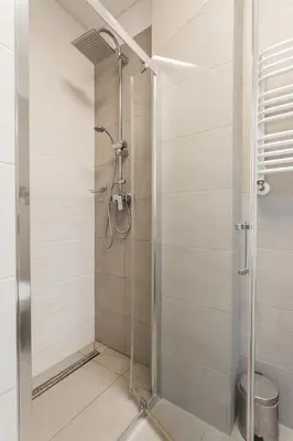 Łazienka w obiekcie ALE Jerozolimskie Varsovia Apartments