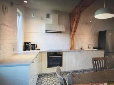Kuchnia lub aneks kuchenny w obiekcie Marymont Metro Apartment